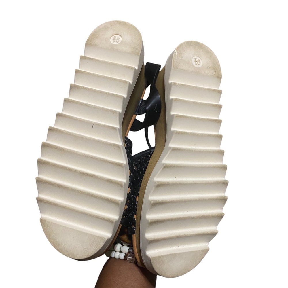 Universal Thread Platform Sandals - image 3